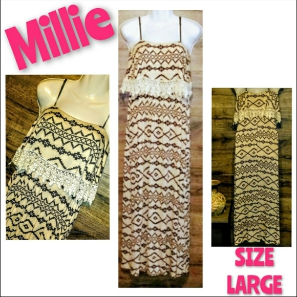 Nally & Millie Dresses & Skirts - Millie Maxi Dress Size L Lace Aztec Print EUC